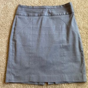 Gray herringbone pencil skirt